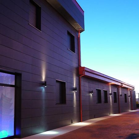 V Hotel Arroyomolinos Dış mekan fotoğraf
