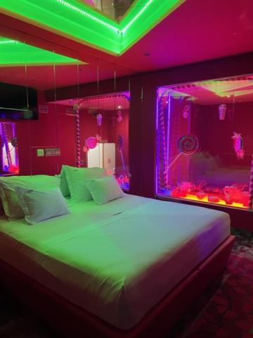 V Hotel Arroyomolinos Dış mekan fotoğraf